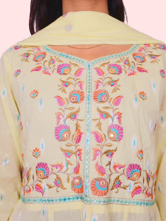 Women's Pure Cotton Kurta and Pant Set with Coordinated Dupatta - UrbanNest Co