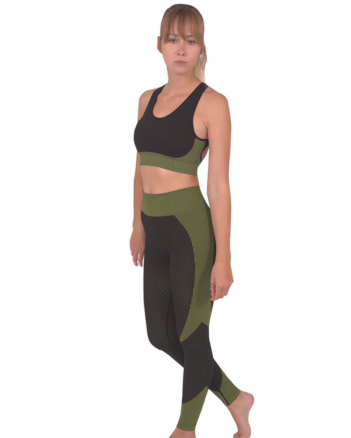 Trois Seamless Sports Bra - Black with Green - UrbanNest Co