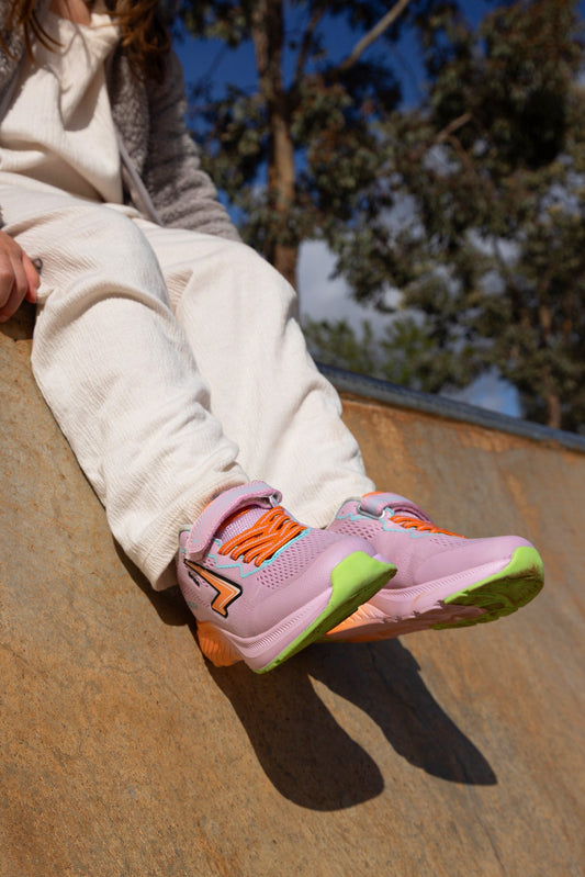 Brazen Girls Runner - Purple/Neon V Strap - UrbanNest Co